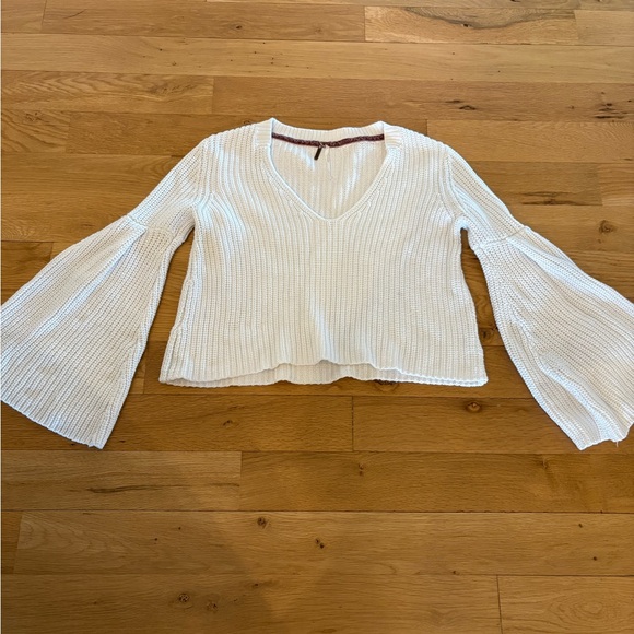 Free People Women’s V-Neck Sweater - Picture 1 of 6